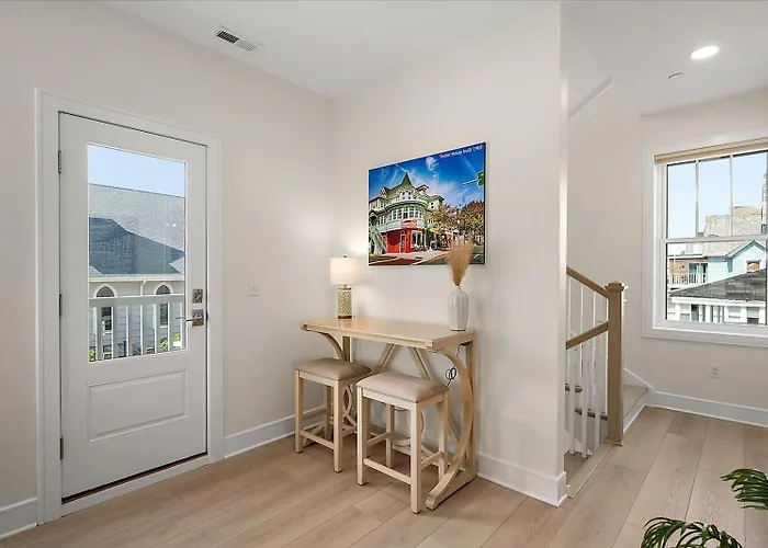 True Luxury Vacationing In Downtown Ocean City! Holiday home Ocean City