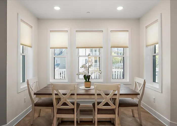 True Luxury Vacationing In Downtown Ocean City! *