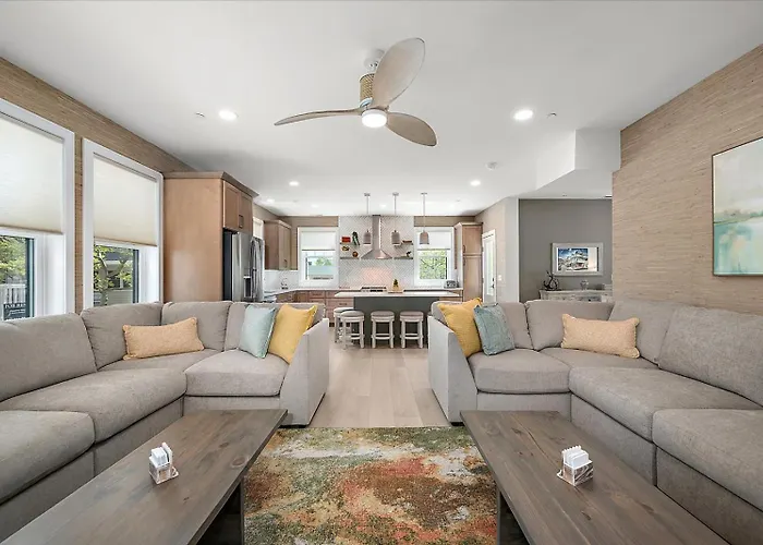 True Luxury Vacationing In Downtown Ocean City! Ocean City