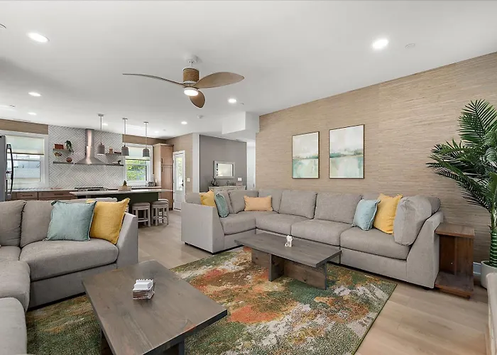 True Luxury Vacationing In Downtown Ocean City! * Ocean City