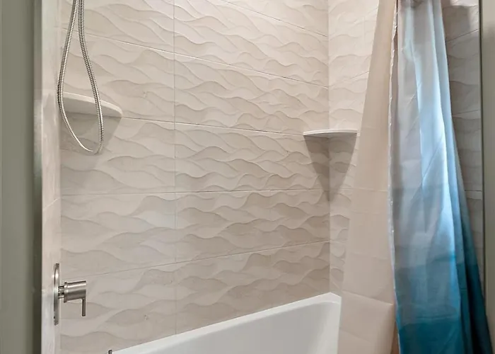 True Luxury Vacationing In Downtown Ocean City! Holiday home Ocean City