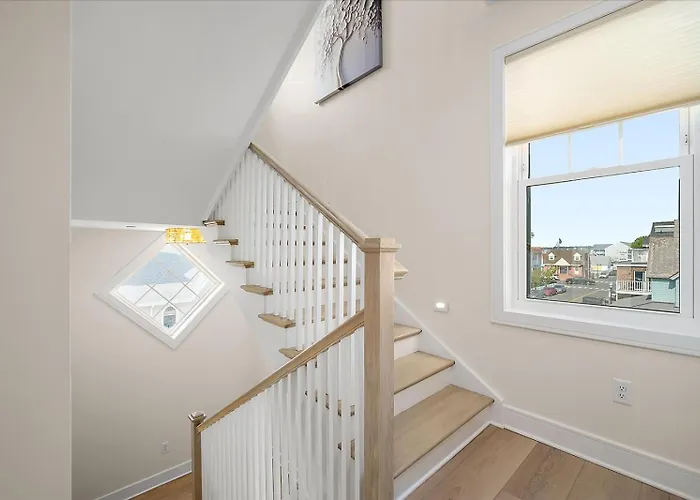 True Luxury Vacationing In Downtown Ocean City! Holiday home