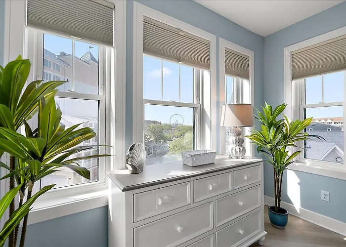 True Luxury Vacationing In Downtown Ocean City! *