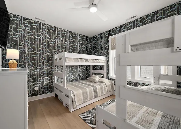 True Luxury Vacationing In Downtown Ocean City!