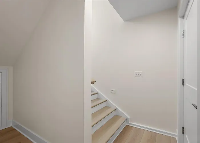 True Luxury Vacationing In Downtown Ocean City! Holiday home Ocean City