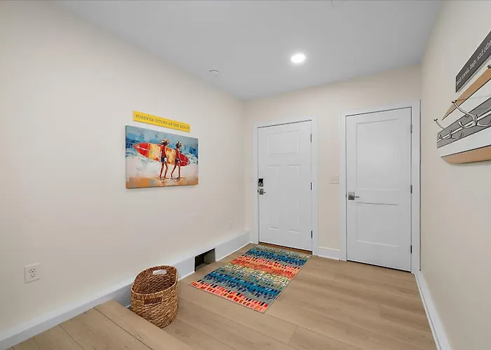True Luxury Vacationing In Downtown Ocean City! Holiday home