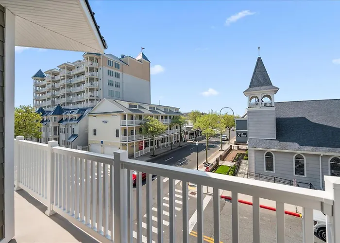 True Luxury Vacationing In Downtown Ocean City! * Ocean City